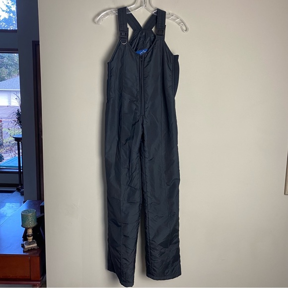 Jackets & Blazers - VTG Ladies Black Snow Bibs